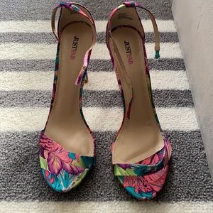 Multicolor sandals